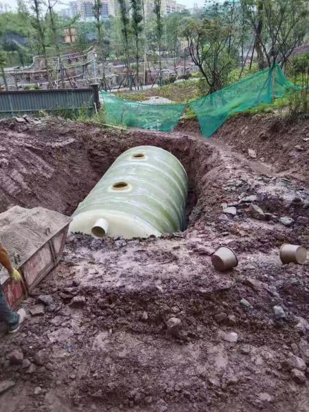 台州雷波县50立方化粪池安装现场